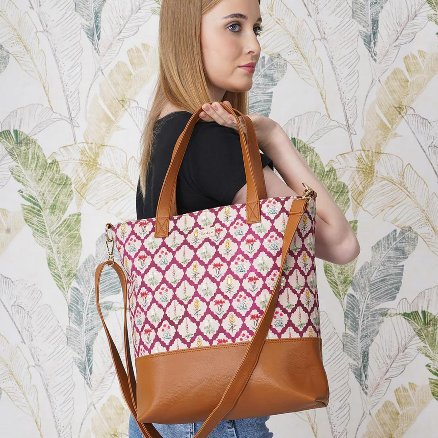 Botanic Quatrefoil Tote Sling Bag